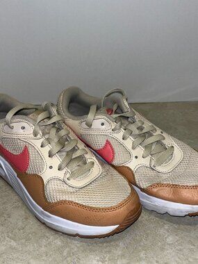 Nike Air Max SC Shoes Womens Size 7 Beige Tan Retro Running Sneakers CW4554-200